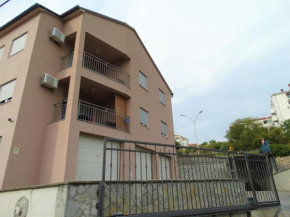 Apartman Crikvenica 30244 - Visnja silver